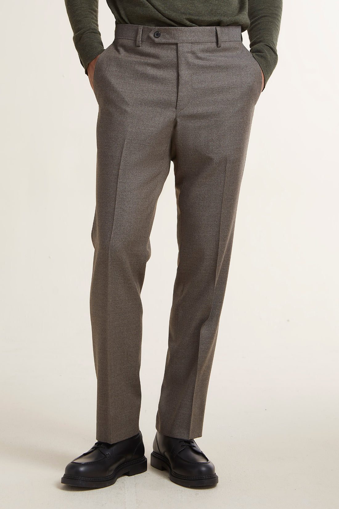 Pantalon sans plis gris